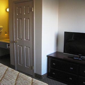 Queen Suite